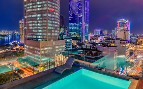 Sky Gem Central Hotel